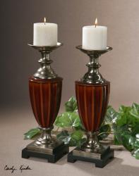 Uttermost 19761 Bay, S/2